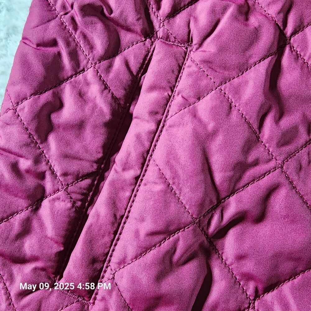 Gap Women's Size Small Quilted Vest Very Berry Snaps Pockets Vents Lightweight - Picture 4 of 10
